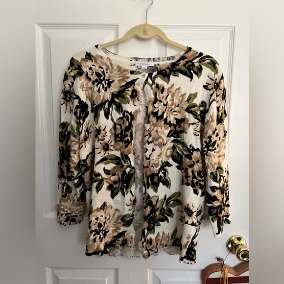 Isaac Mizrahi Sweaters - Isaac Mizrahi sweater worn once size large